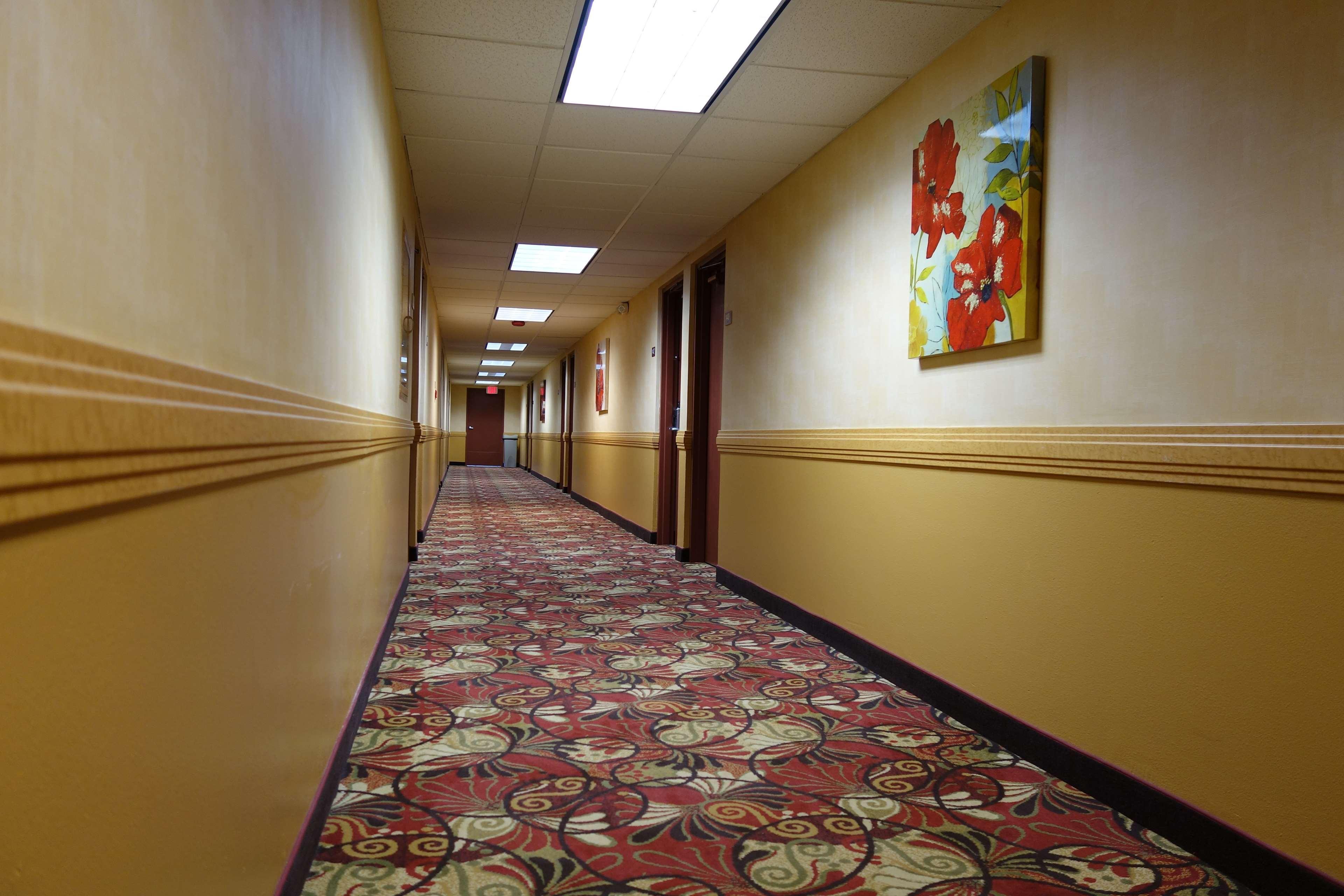 Ramada By Wyndham Sacramento Hotel North Highlands Exterior photo