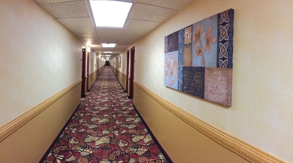 Ramada By Wyndham Sacramento Hotel North Highlands Exterior photo